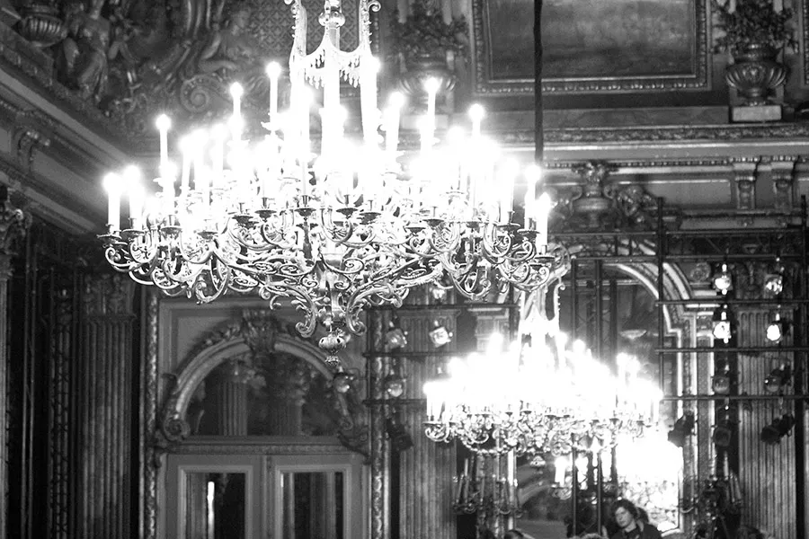 Fashion venue chandelier interior - fashion week 1