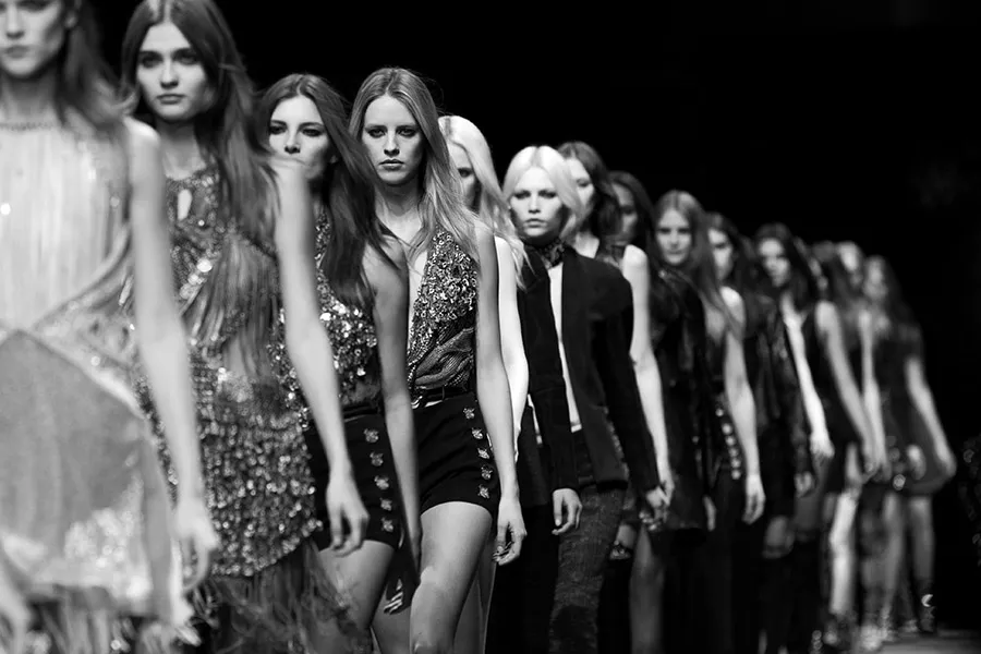 Runway models line perspective bw - fashion week 1