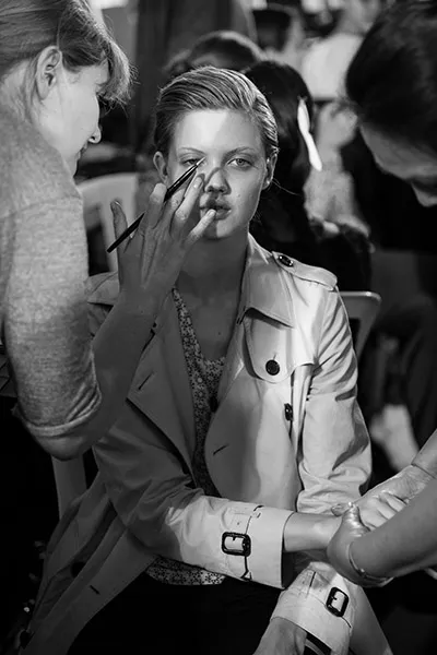 Backstage model makeup preparation bw - fashion week 1
