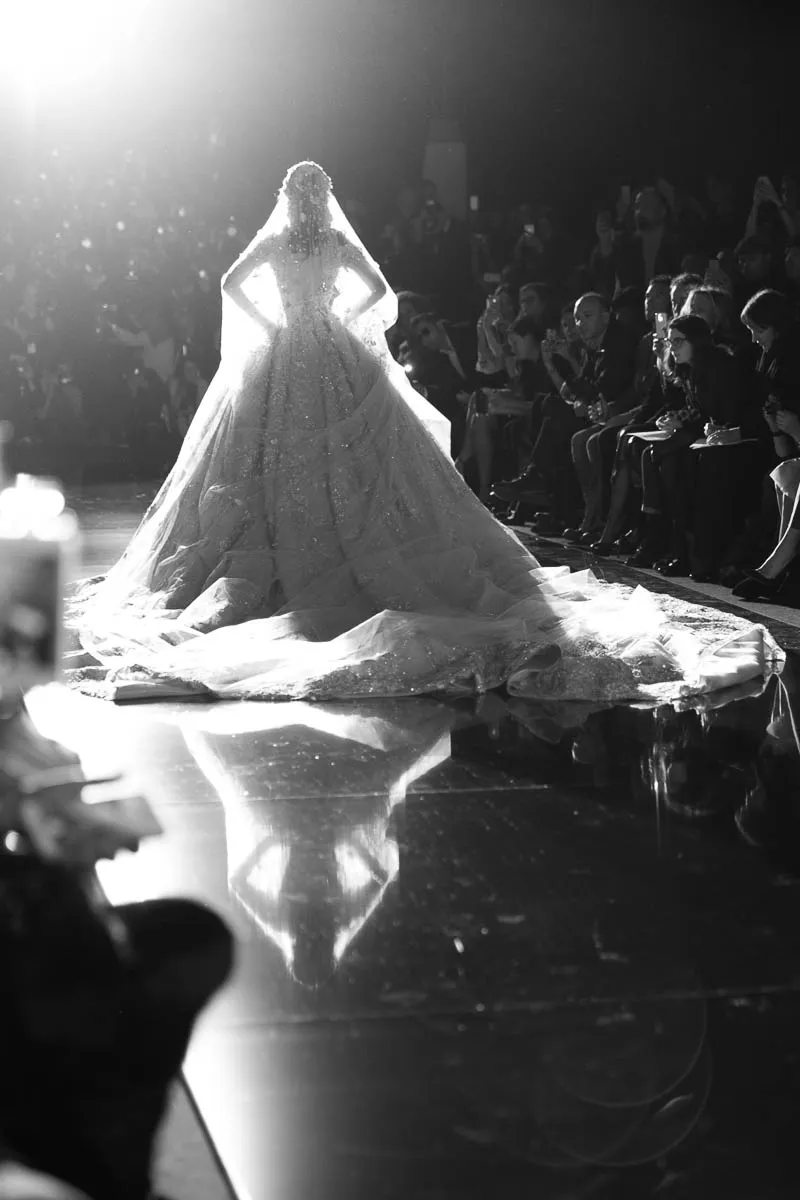 Runway wedding dress silhouette bw - fashion week 2